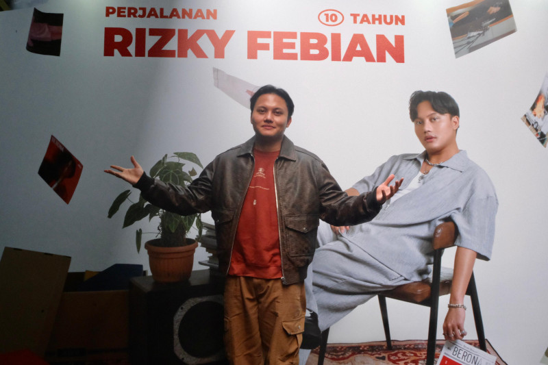 Rizky Febian Rayakan 10 Tahun Berkarya dengan Tur Konser Spesial di 10 Kota