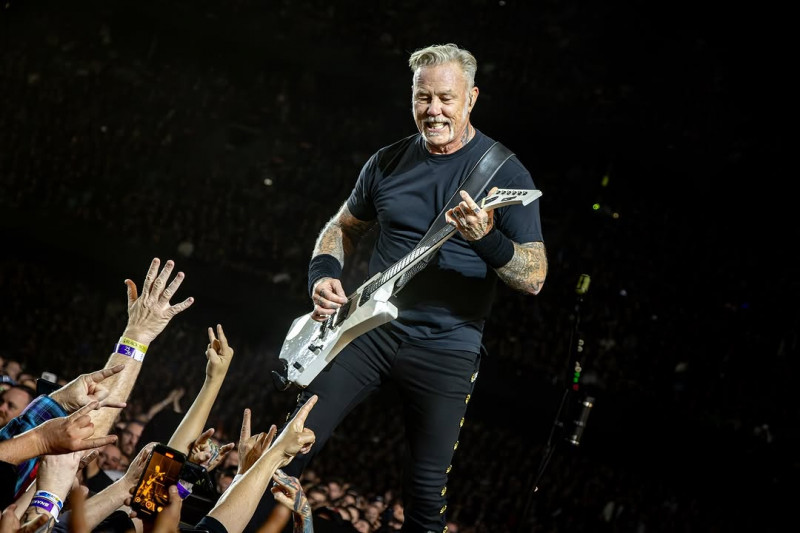 Metallica Salurkan Donasi Rp2 Miliar Lebih untuk Korban Banjir Besar di Hawaii