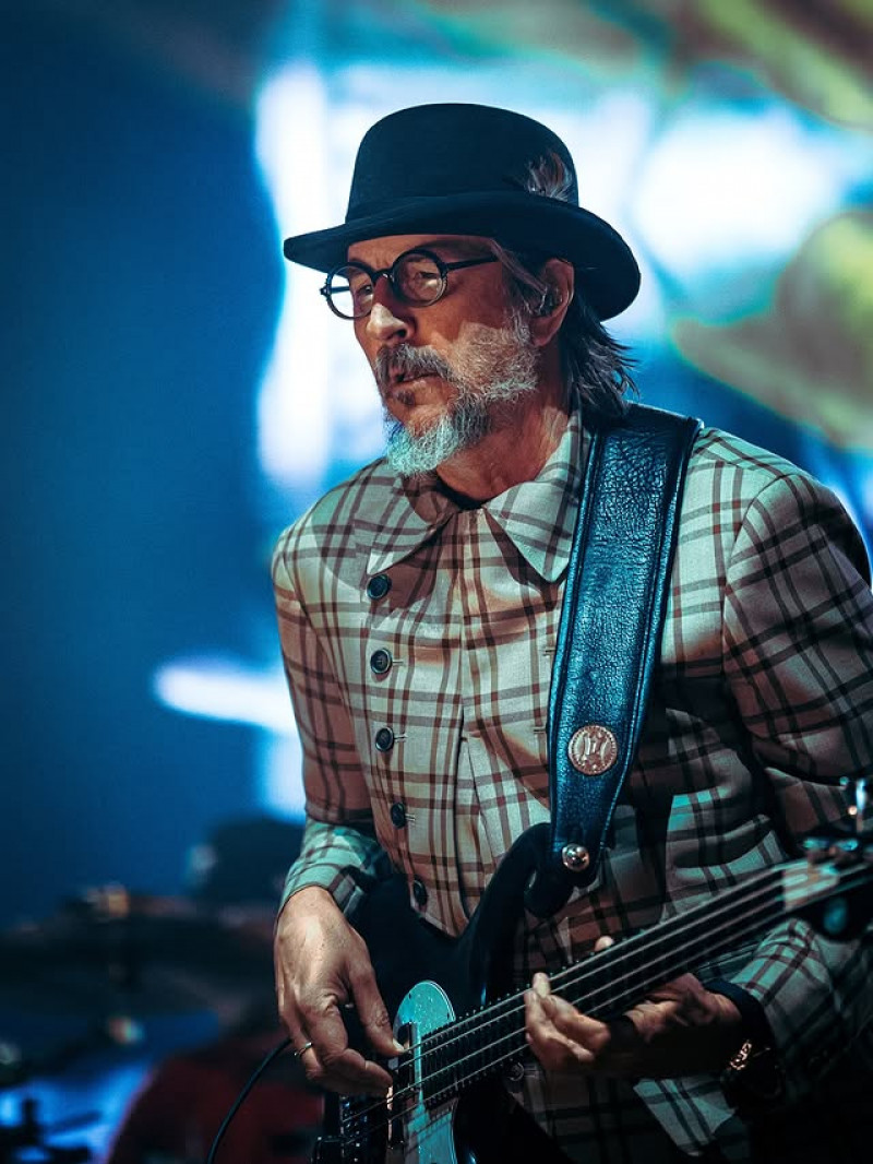 Pengakuan Les Claypool Ditolak Jadi Bassis Metallica karena Gayanya yang Santai