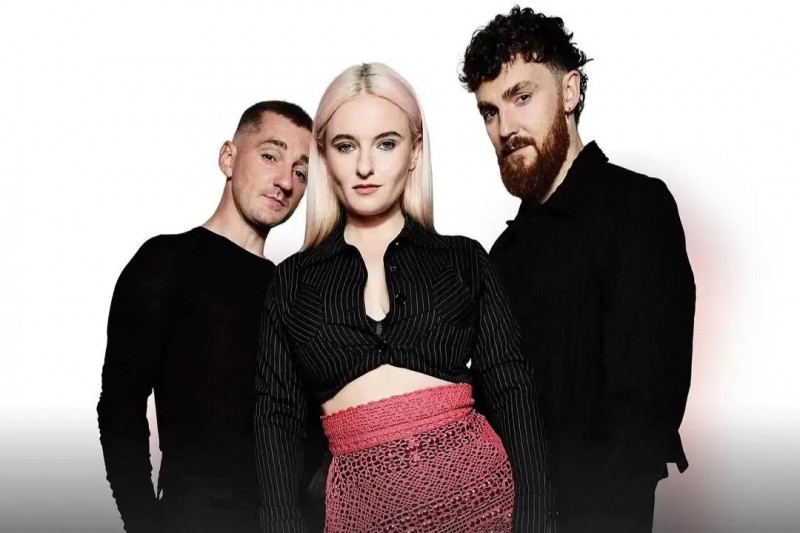 Clean Bandit Kembali 