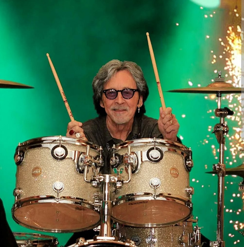 Gene Simmons Sebut Peter Criss Tak Berkontribusi pada Lagu 