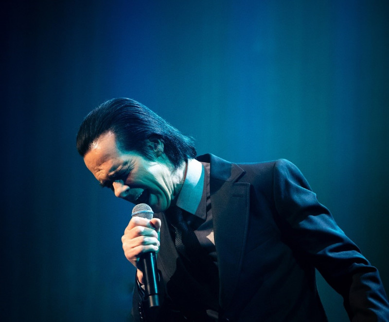 “Wild God”: Kegembiraan Sekaligus Renungan Spiritual Nick Cave & the Bad Seeds