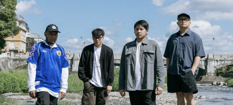 Eleventwelfth Melepas Versi Kolaborasi Album Perdana dengan Judul Different