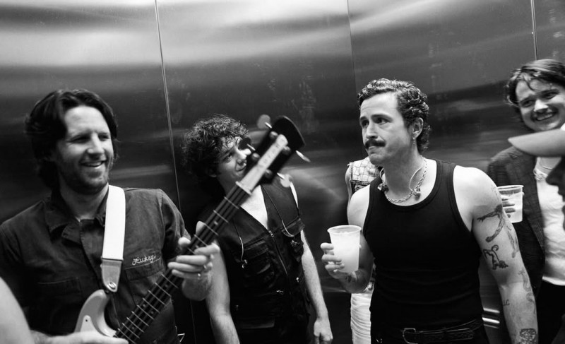 "Flight b741": Ketika King Gizzard & the Lizard Wizard Mengeksplorasi Pikiran Batin dan Emosi